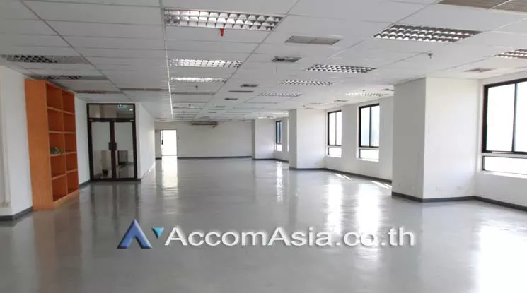  2  Office Space For Rent in Phaholyothin ,Bangkok MRT Phahon Yothin at Elephant Building AA18761